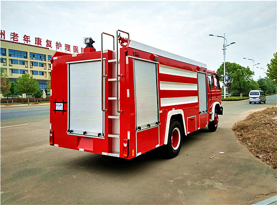 6噸東風153 水罐消防車(chē)